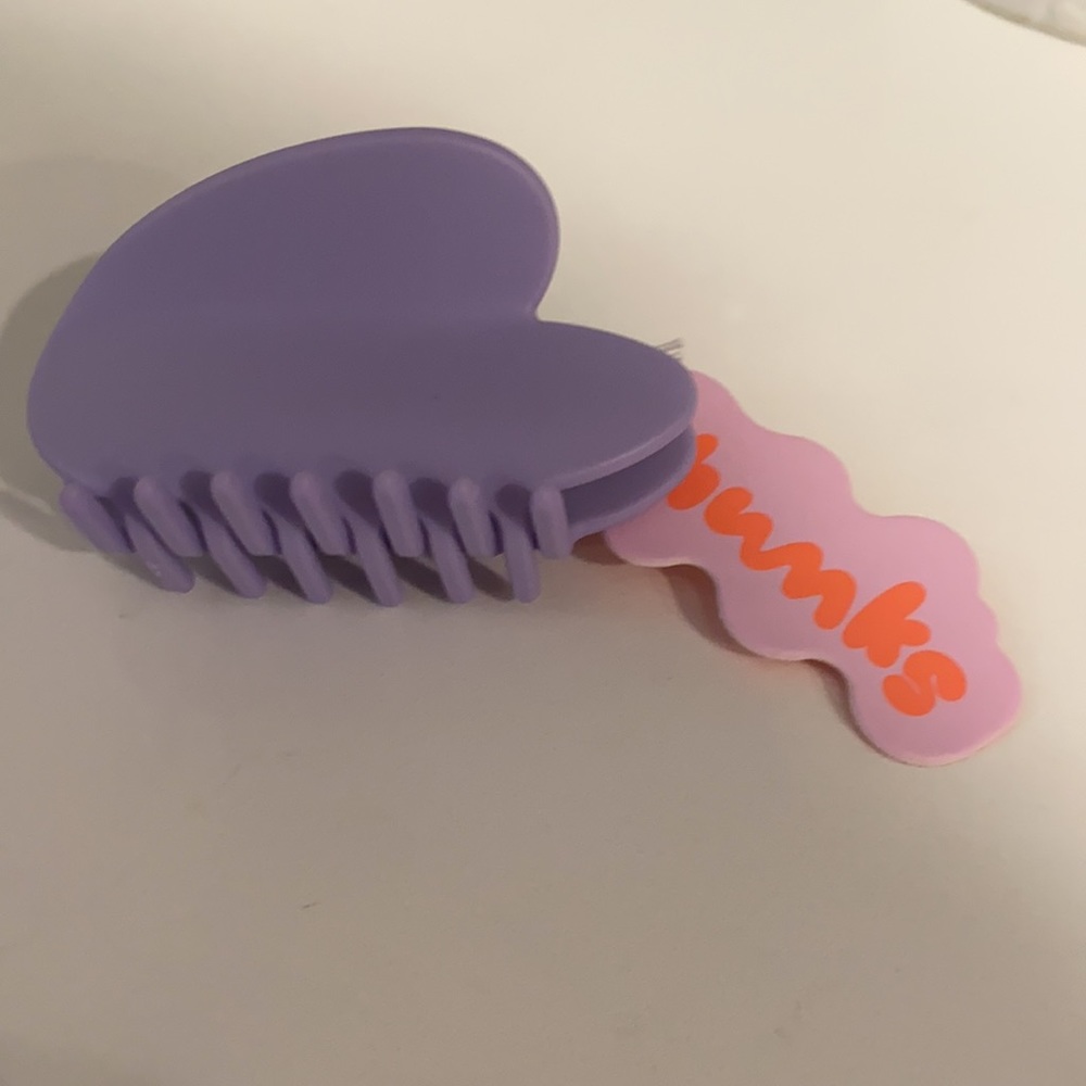 🆕 Chunks / Lisa Says Gah Claw Clip pastel FREE WITH $60+ purchase - Picture 2 of 4